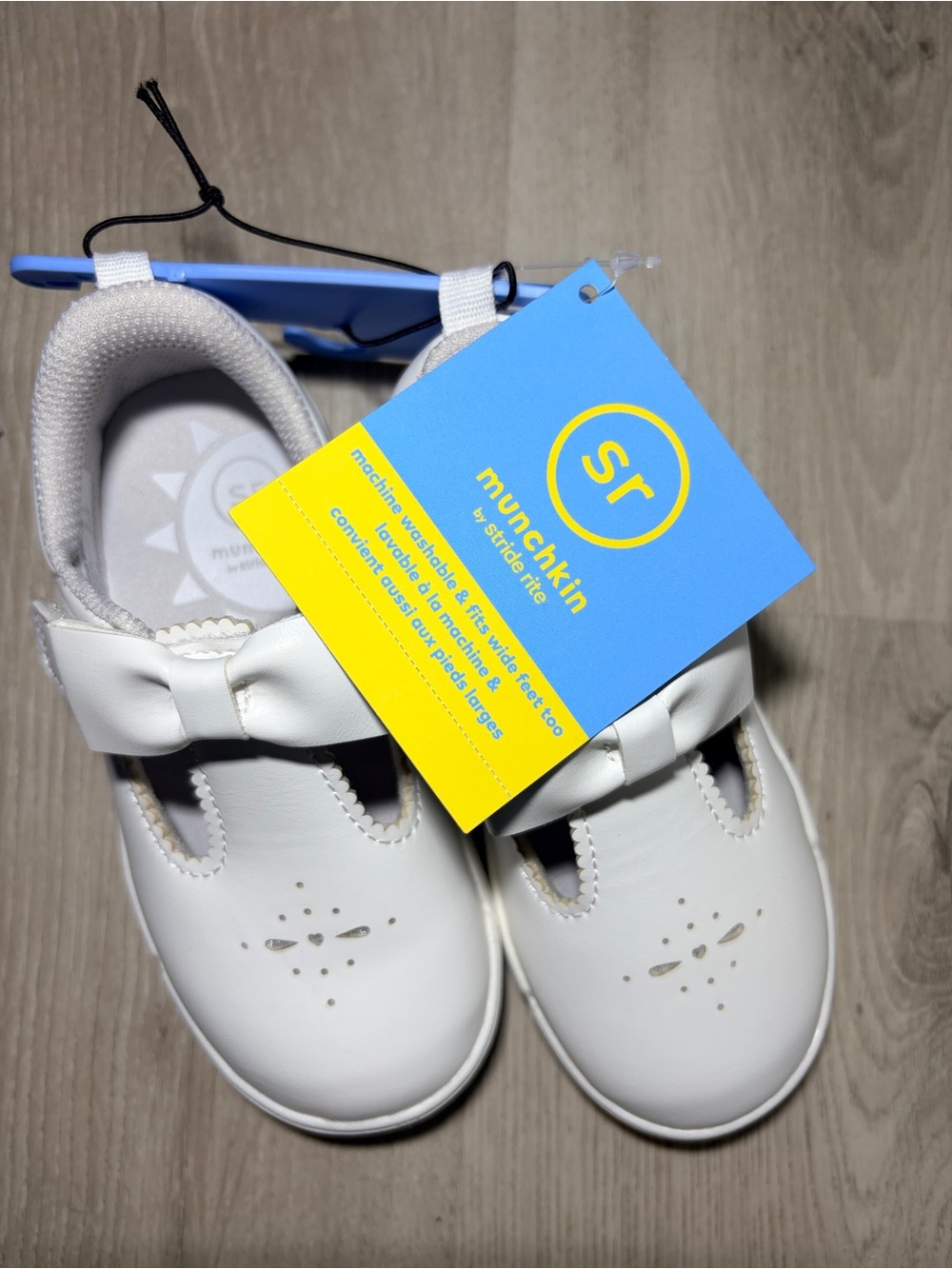 Stride Rite Munchkin Girls Mary Jane Shoes White Bow – NWT Size 9